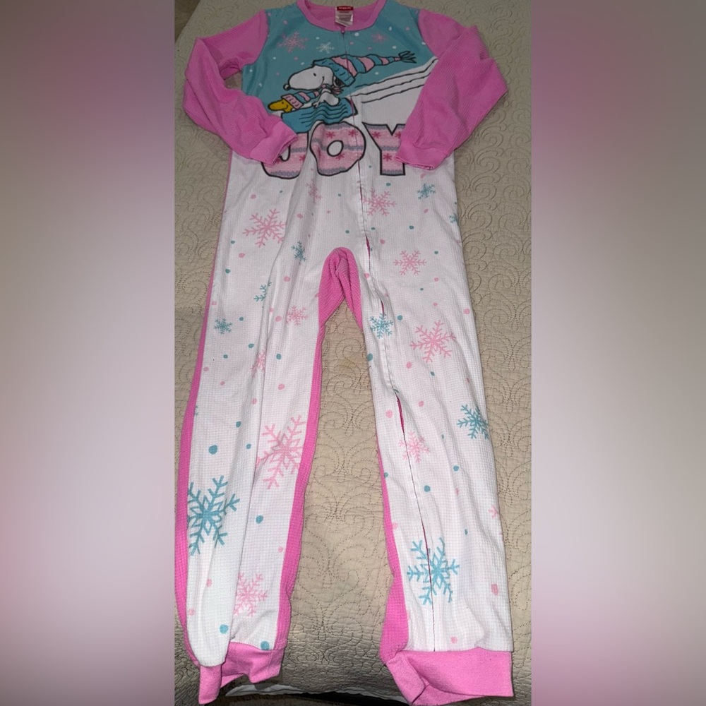 Peanuts Pink and White Snowflake Footie‎ Pajamas